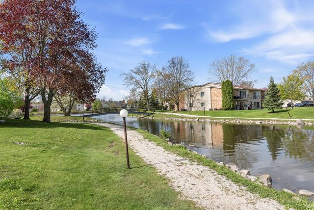 W168N11487 El Camino DRIVE, Germantown, WI 53022