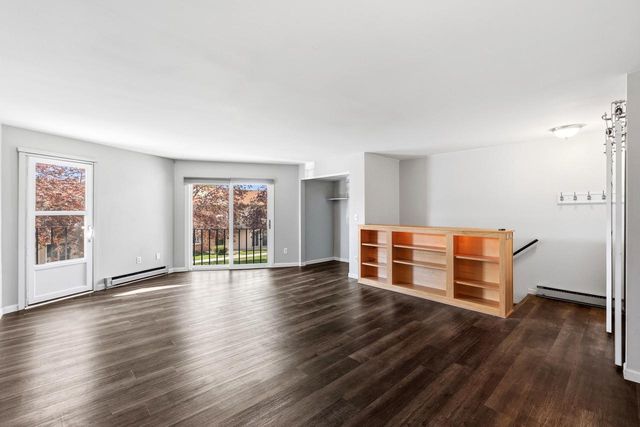 W168N11487 El Camino DRIVE, Germantown, WI 53022