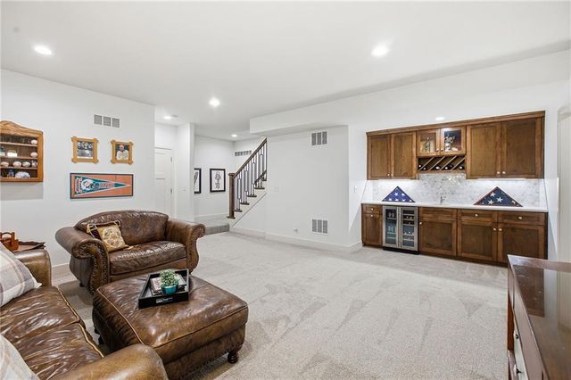 25080 W 112th Terrace, Olathe, KS 66061