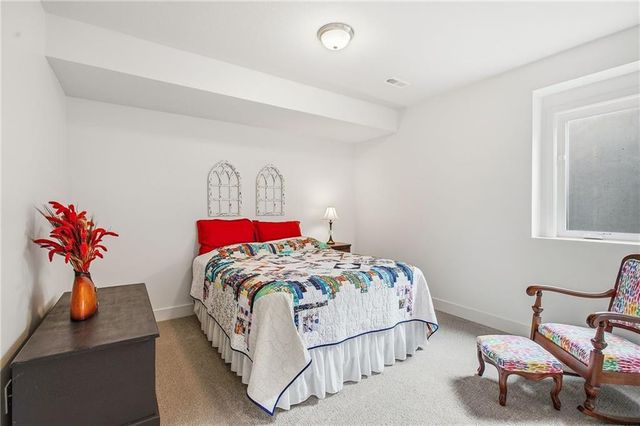 25080 W 112th Terrace, Olathe, KS 66061