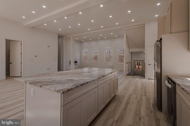 242 HOLLOW RD, Skillman, NJ 08558