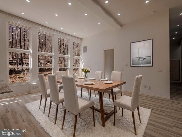 242 HOLLOW RD, Skillman, NJ 08558