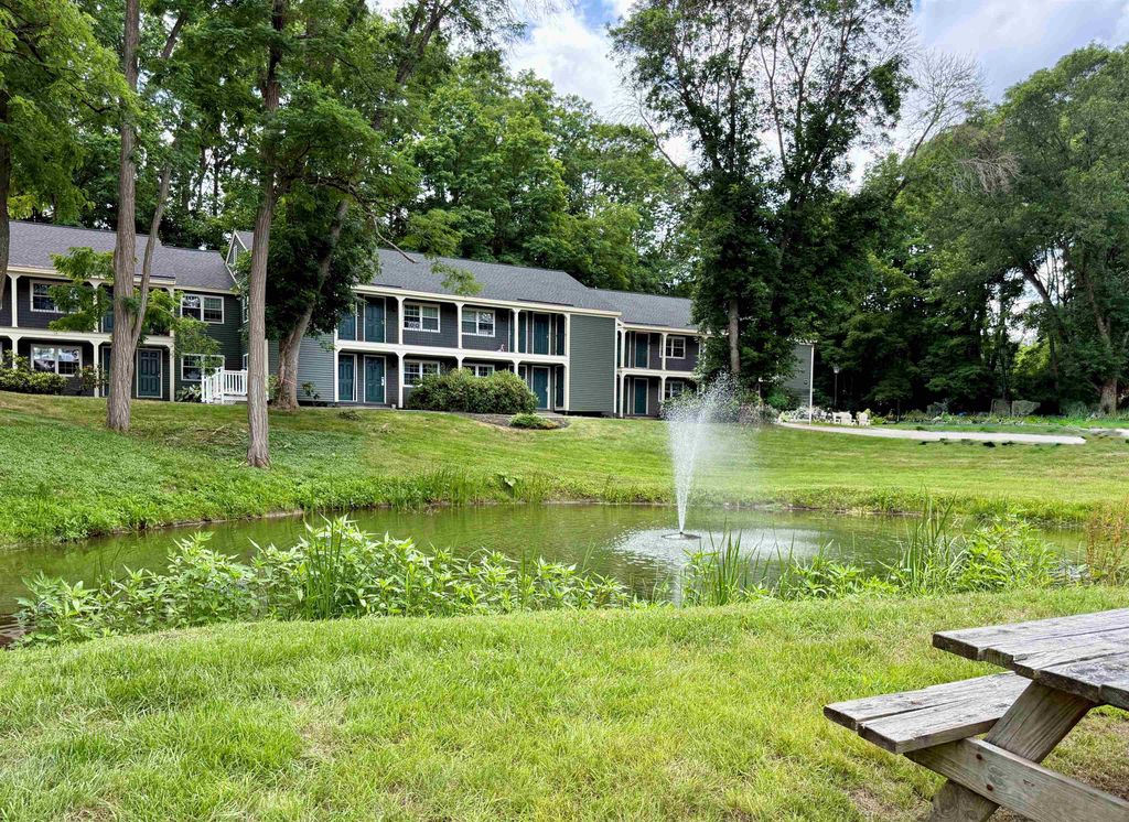 93 Henry Law Avenue Cricket Brook Condo #151, Dover, NH 03820
