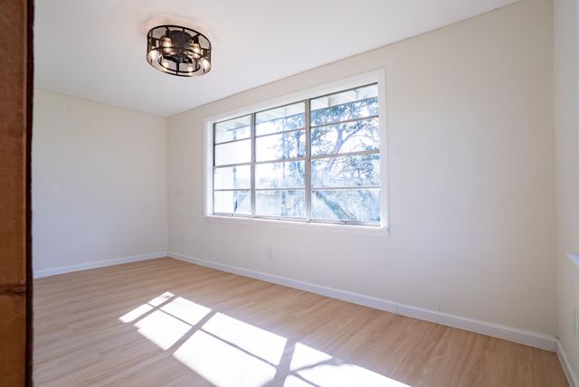 1012 Hill ST, Burnet, TX 78611