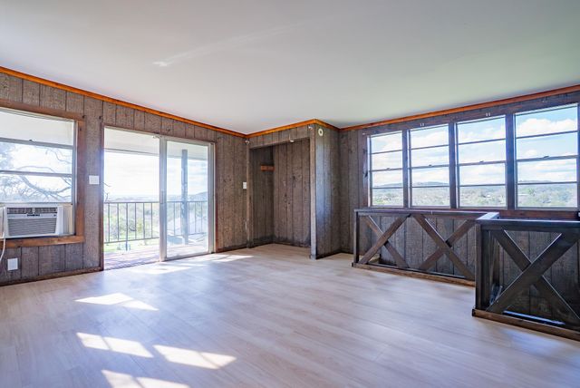 1012 Hill ST, Burnet, TX 78611