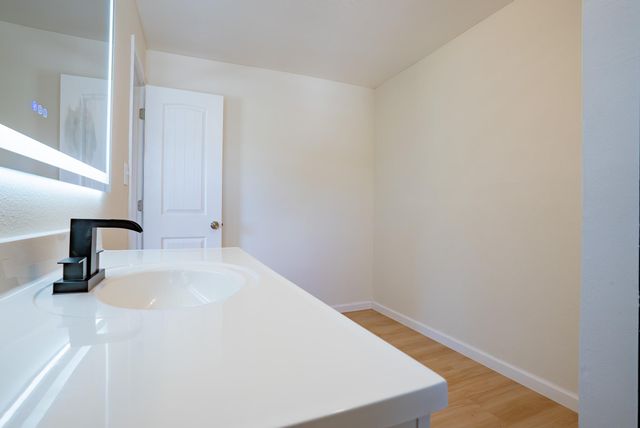 1012 Hill ST, Burnet, TX 78611