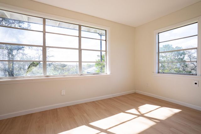 1012 Hill ST, Burnet, TX 78611