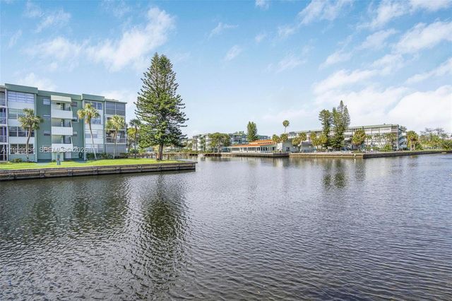 2775 Taft St 301, Hollywood, FL 33020