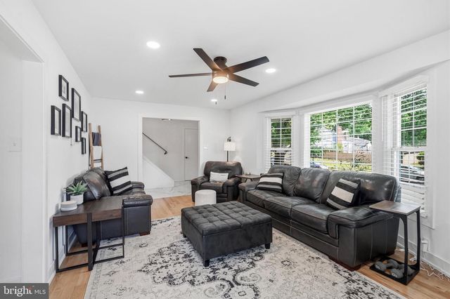 702 WOOD LN, Cinnaminson, NJ 08077