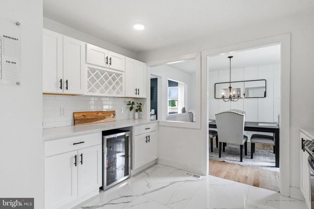 702 WOOD LN, Cinnaminson, NJ 08077