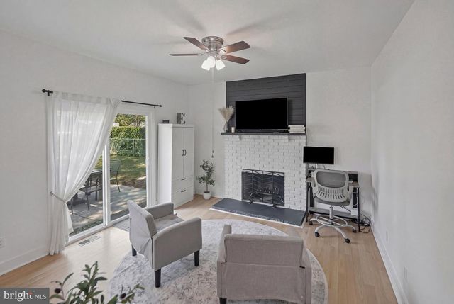 702 WOOD LN, Cinnaminson, NJ 08077