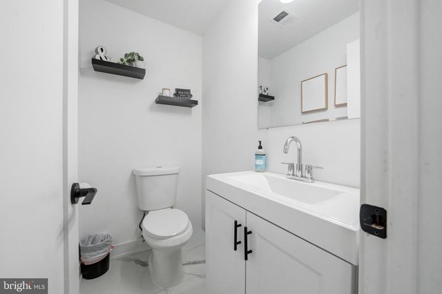 702 WOOD LN, Cinnaminson, NJ 08077