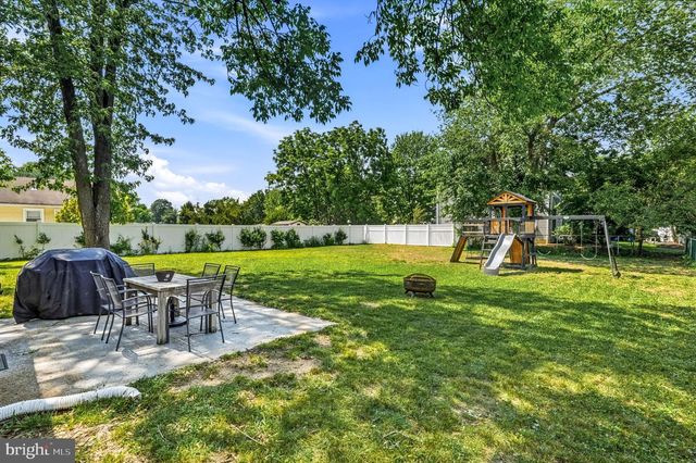 702 WOOD LN, Cinnaminson, NJ 08077
