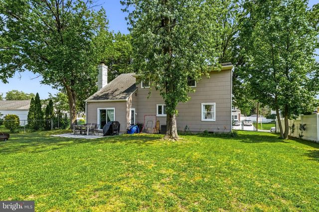 702 WOOD LN, Cinnaminson, NJ 08077