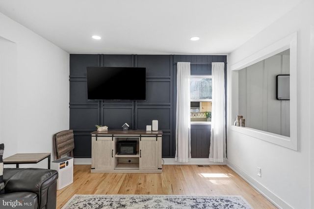 702 WOOD LN, Cinnaminson, NJ 08077