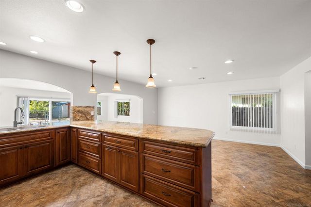 640 E J Street, Chula Vista, CA 91910