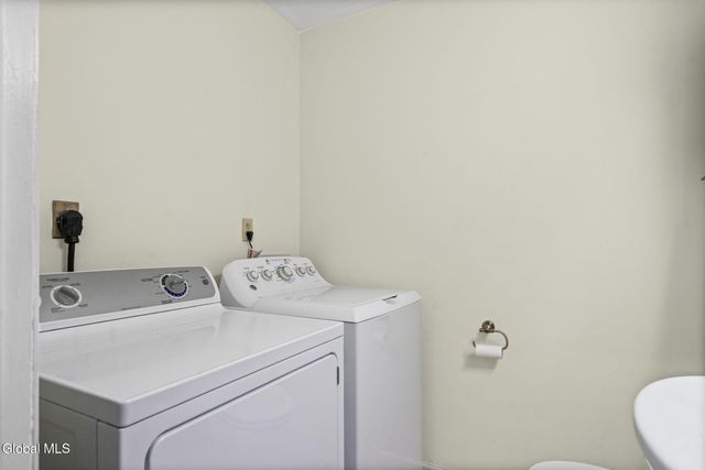 5 Huckleberry Drive, Schodack, NY 12033