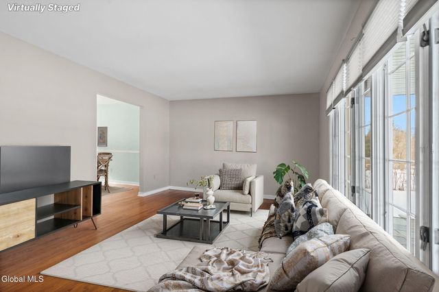 5 Huckleberry Drive, Schodack, NY 12033