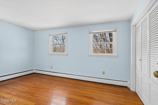 5 Huckleberry Drive, Schodack, NY 12033