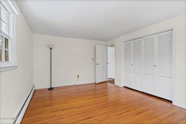 5 Huckleberry Drive, Schodack, NY 12033