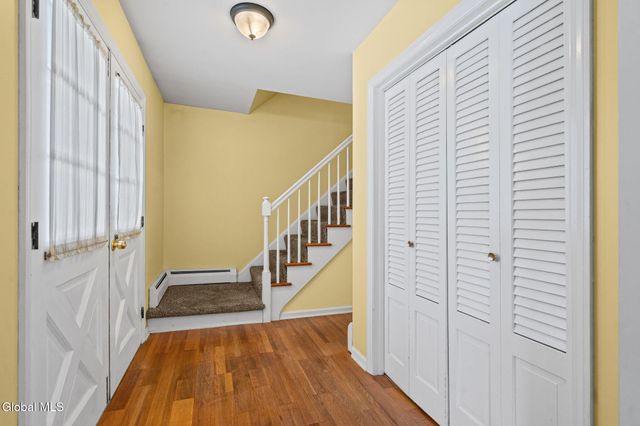 5 Huckleberry Drive, Schodack, NY 12033