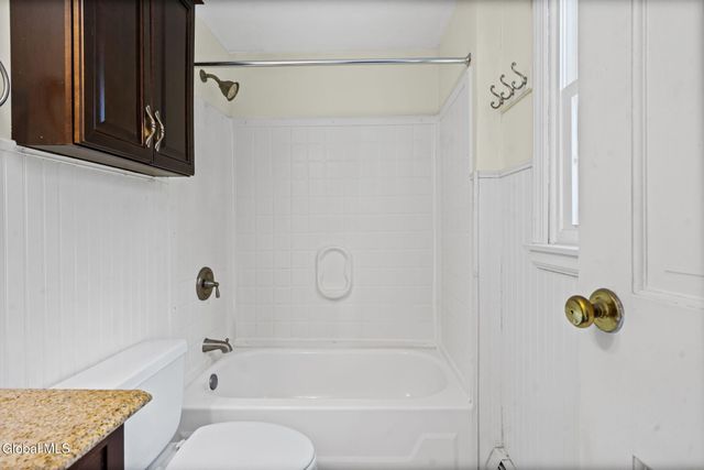 5 Huckleberry Drive, Schodack, NY 12033