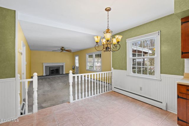 5 Huckleberry Drive, Schodack, NY 12033