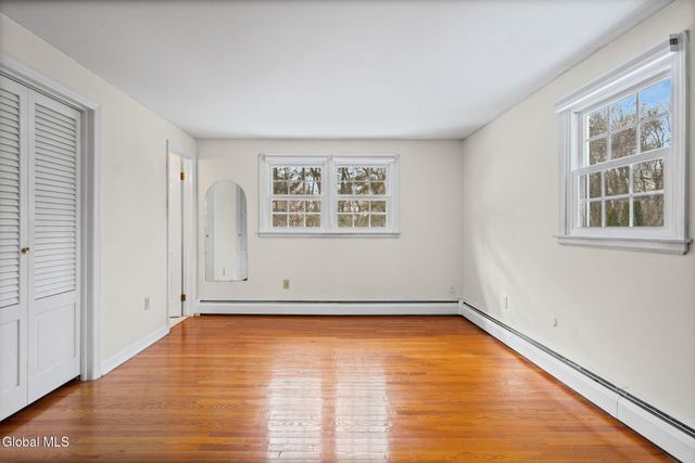 5 Huckleberry Drive, Schodack, NY 12033