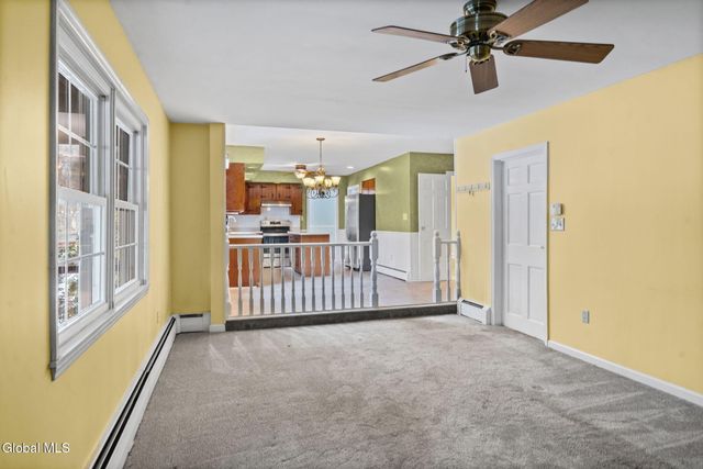 5 Huckleberry Drive, Schodack, NY 12033