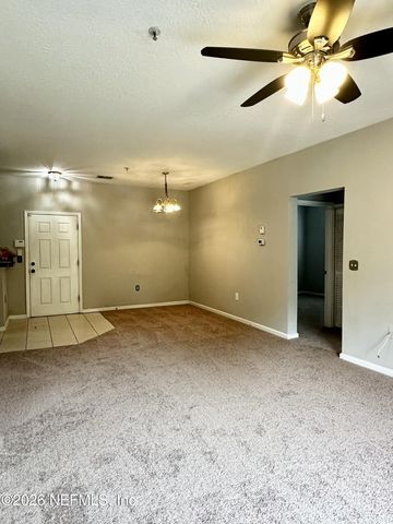 6985 ORTEGA WOODS Drive 8, Jacksonville, FL 32244