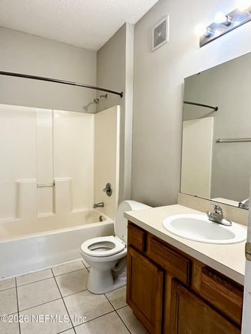 6985 ORTEGA WOODS Drive 8, Jacksonville, FL 32244