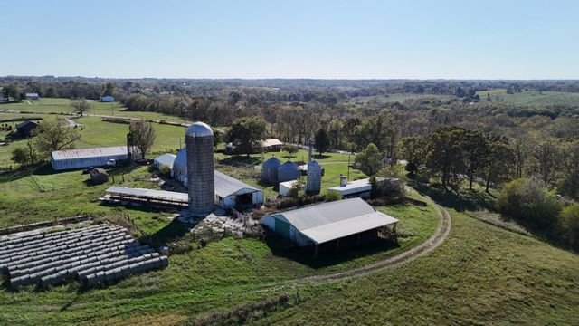 296 316 State Highway, Clever, MO 65631