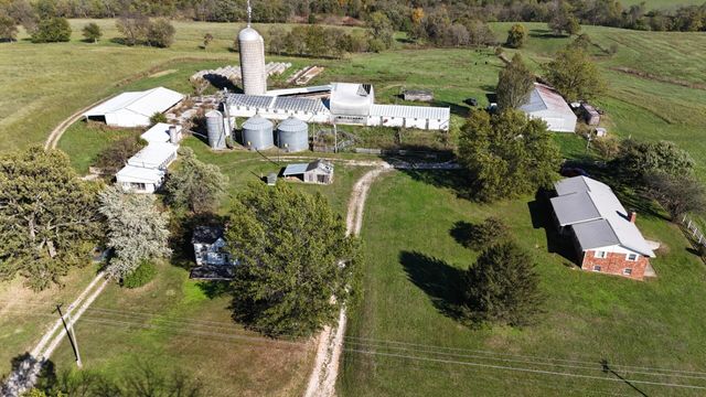 296 316 State Highway, Clever, MO 65631