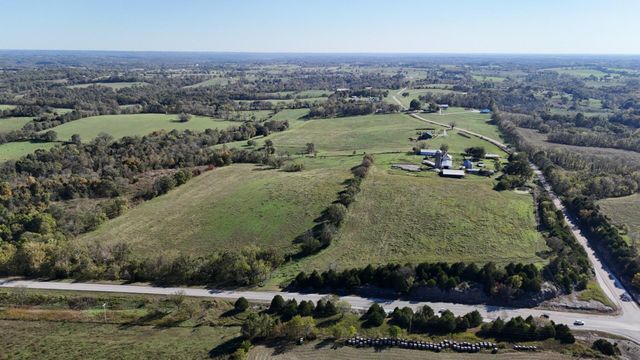 296 316 State Highway, Clever, MO 65631