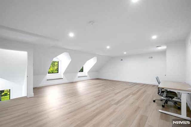 357 Pleasant Lane, Haworth, NJ 07641