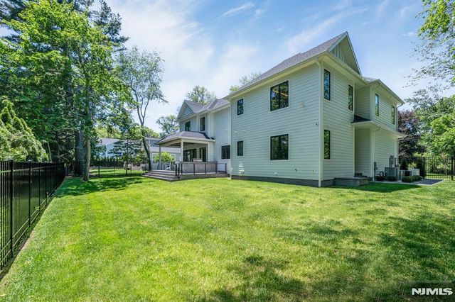 357 Pleasant Lane, Haworth, NJ 07641