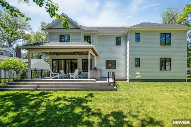 357 Pleasant Lane, Haworth, NJ 07641