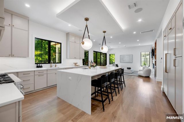 357 Pleasant Lane, Haworth, NJ 07641