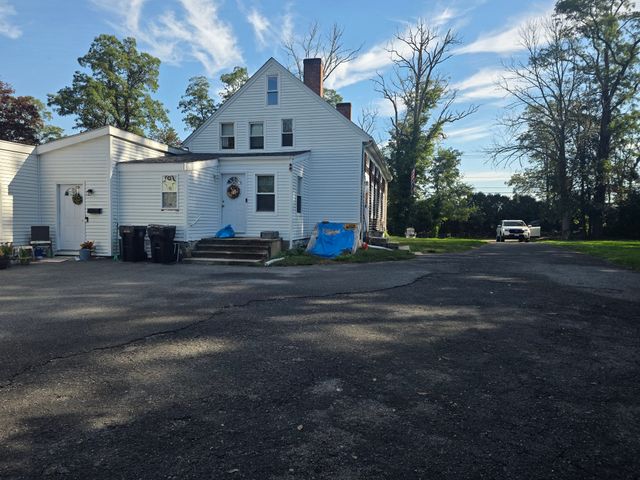 434 Hixville Rd, Dartmouth, MA 02747
