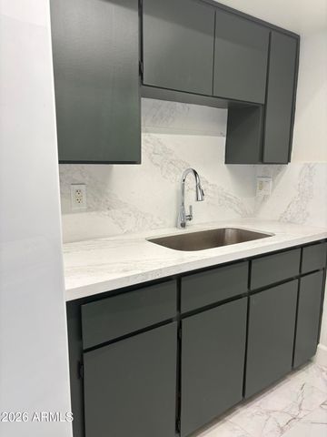 1455 N ALMA SCHOOL Road 40, Mesa, AZ 85201
