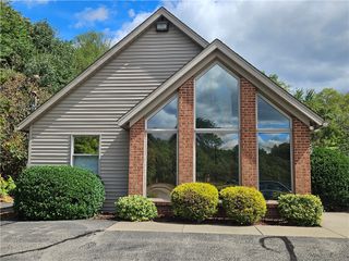 1637 N Main Street Ext, Center Twp, PA 16001