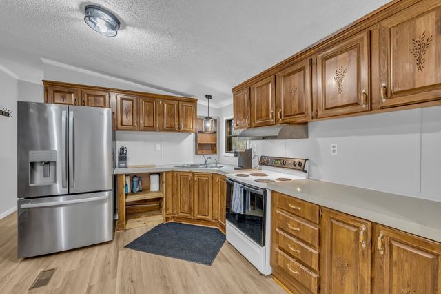 830 CALLS RD, Estill Springs, TN 37330