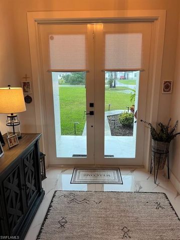 4219 58th AVE NE, Naples, FL 34120