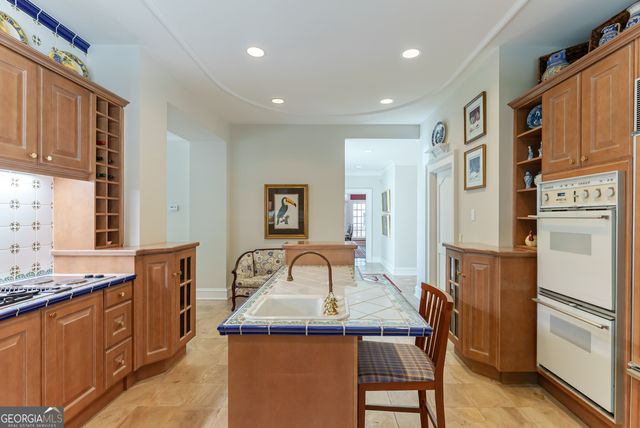 6655 Sweetwater Point, Flowery Branch, GA 30542
