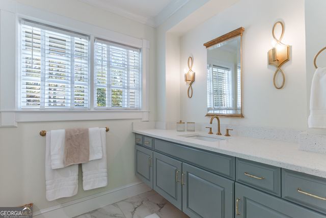 6655 Sweetwater Point, Flowery Branch, GA 30542