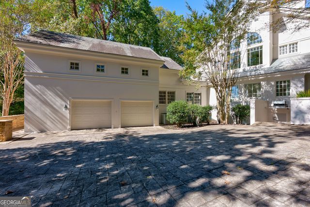 6655 Sweetwater Point, Flowery Branch, GA 30542