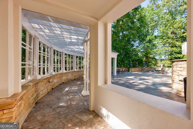 6655 Sweetwater Point, Flowery Branch, GA 30542