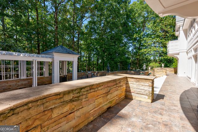 6655 Sweetwater Point, Flowery Branch, GA 30542