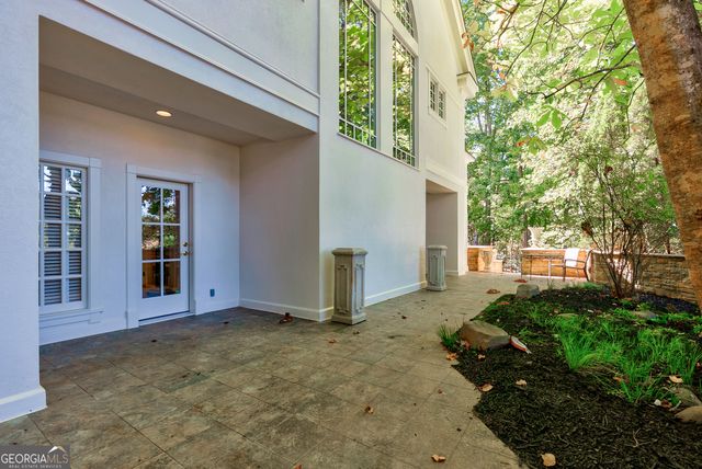 6655 Sweetwater Point, Flowery Branch, GA 30542