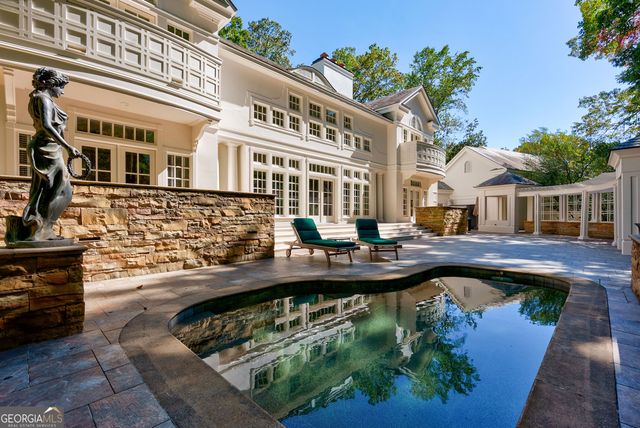 6655 Sweetwater Point, Flowery Branch, GA 30542